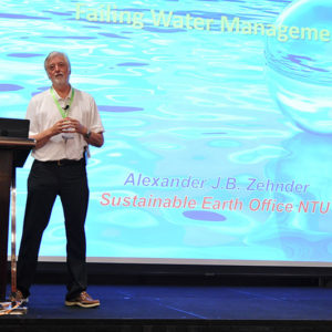 Alexander Zehnder (Chair, Sustainable Earth Office, Nanyang Technological University) gives his talk, "Failing water management."